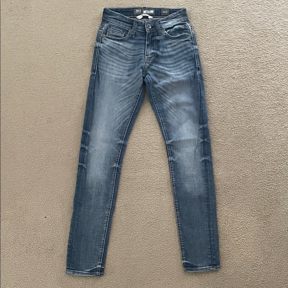 Buckle BKE “Alec” Blue Denim Jeans